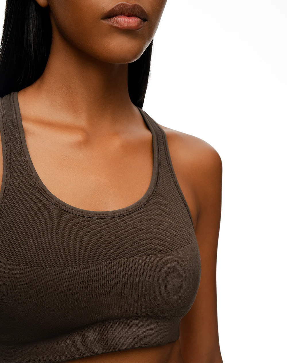 Top deportivo soporte alto seamless chocolate - Image 3
