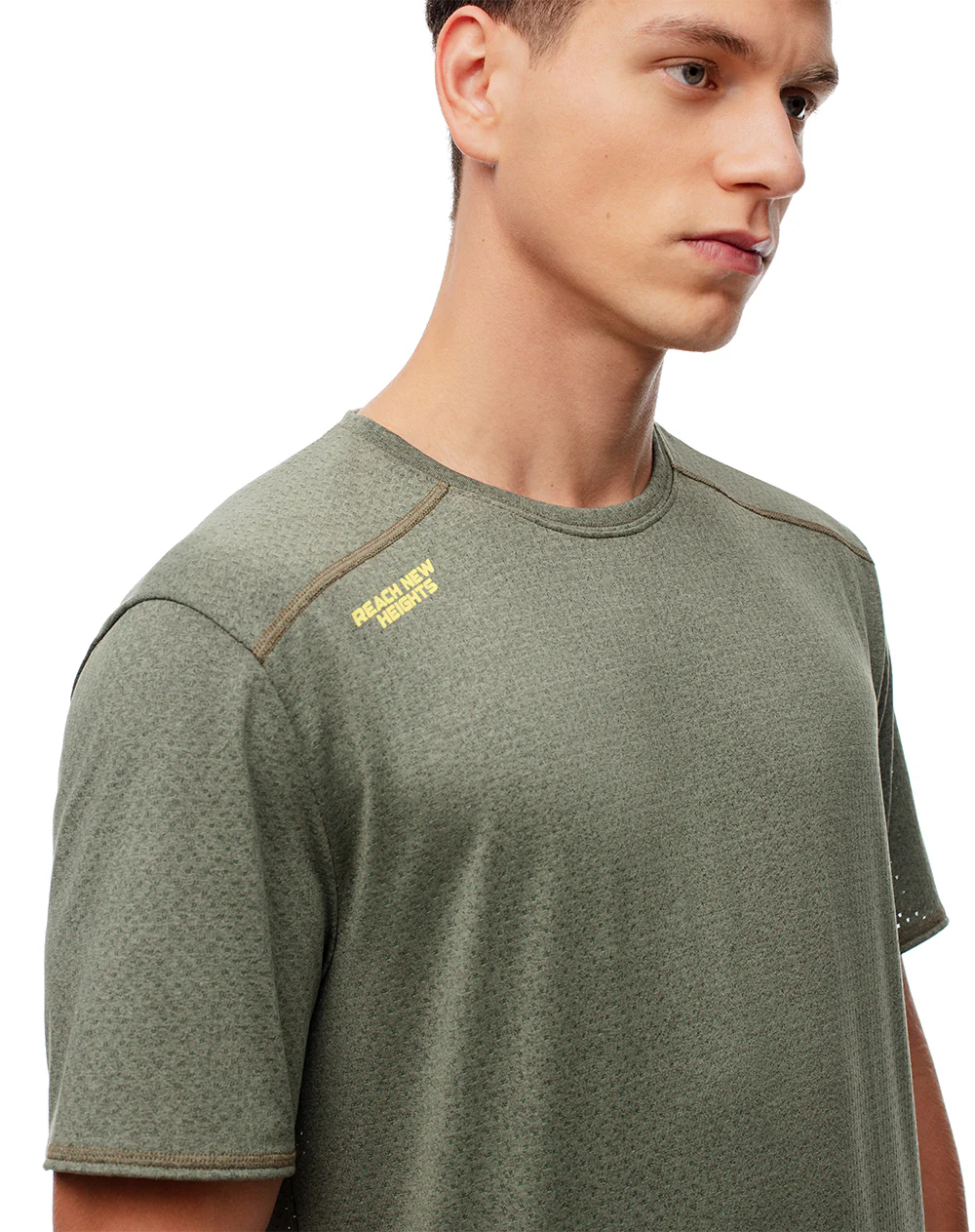 Camiseta deportiva control humedad verde hombre - Image 4