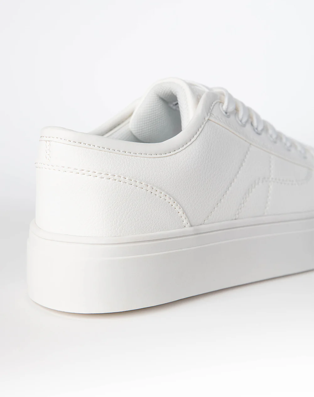 Tenis casuales blancos mujer - Image 4