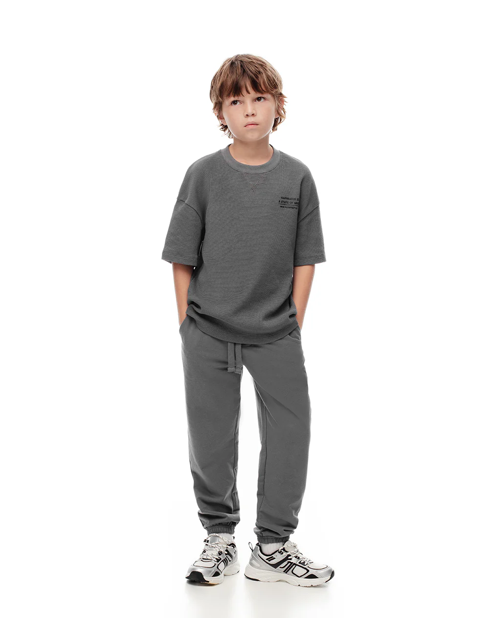 Camiseta regular algodón gris niño - Image 4