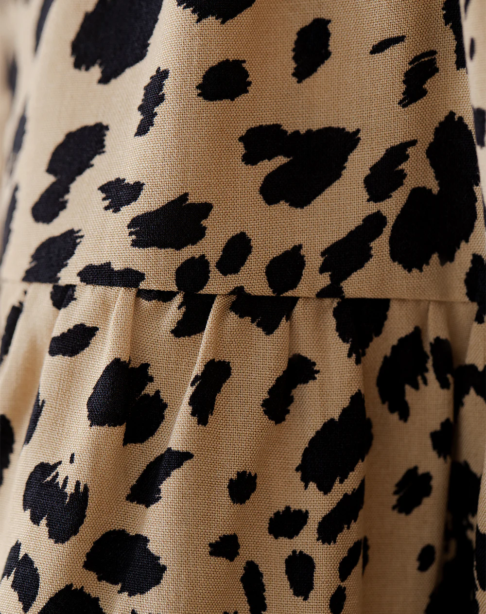 Falda tiro medio capas estampada niña - Image 7