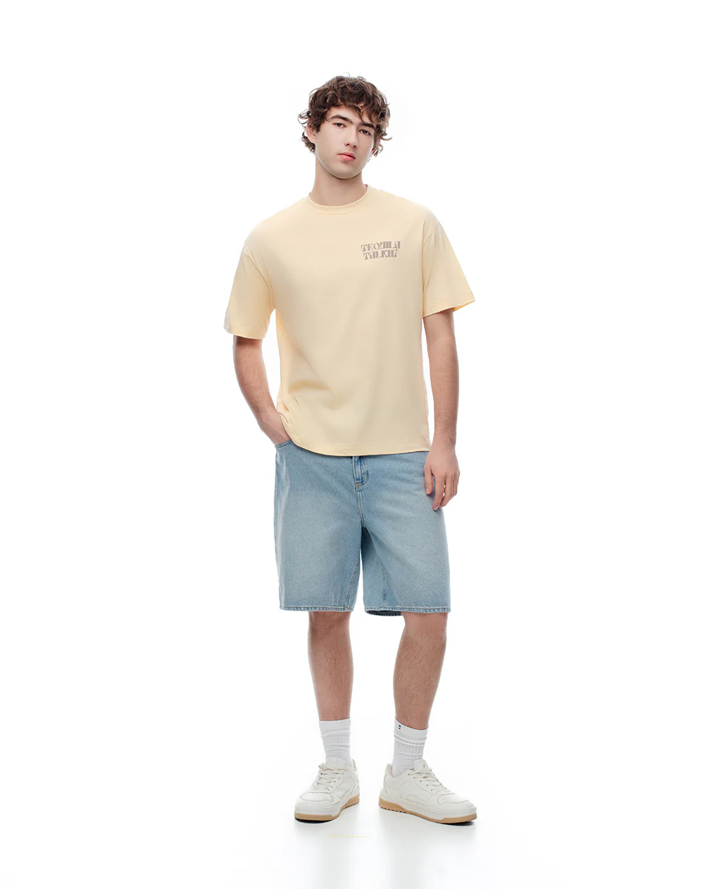 Camiseta regular algodón amarilla estampada hombre - Image 2