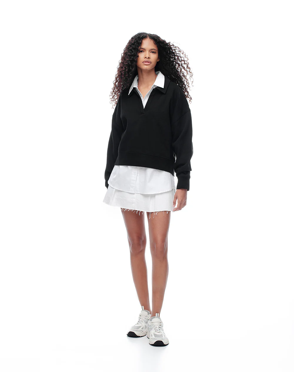 Buzo tipo polo regular negro mujer - Image 4