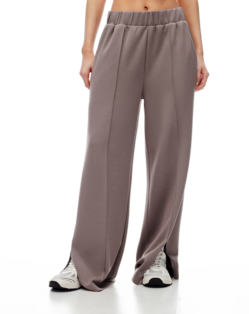 Pantalón tiro alto café mujer - Image 3