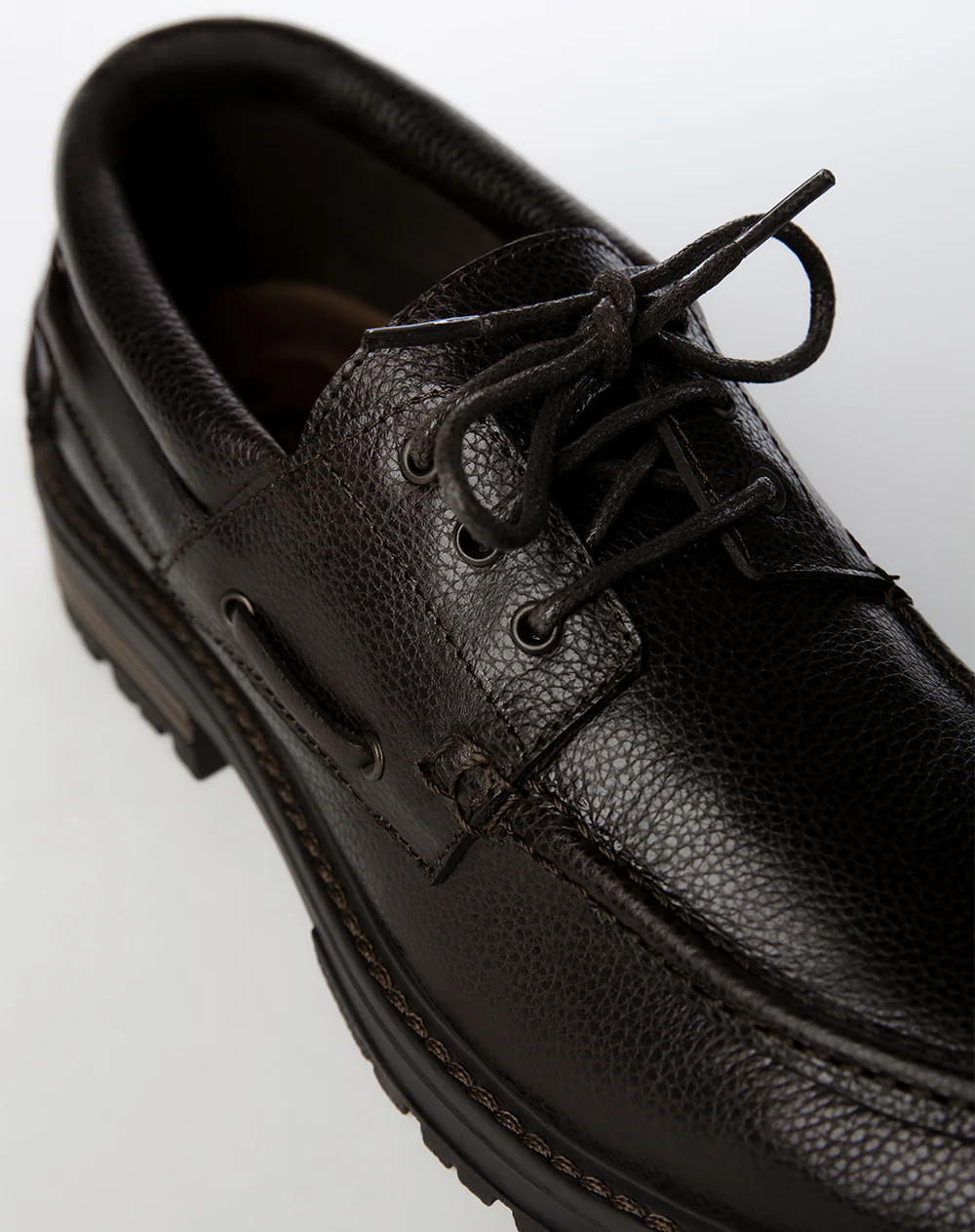 Zapatos tipo mocasín cuero café hombre - Image 4