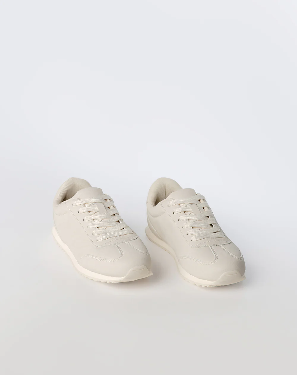 Tenis casulaes crudo niña