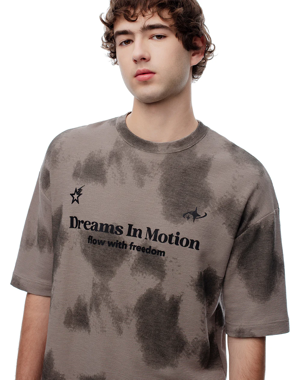 Camiseta regular algodón tie dye café estampada hombre