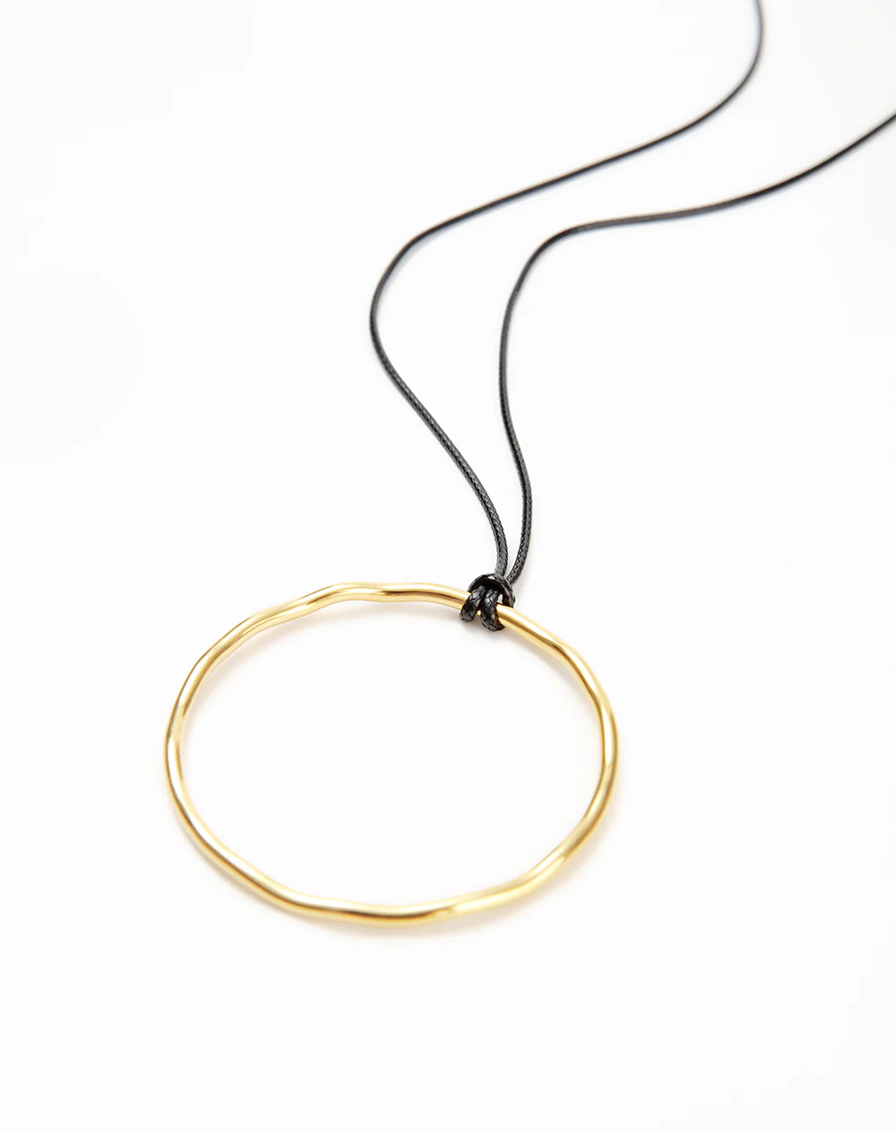 Collar dije circular dorado - Image 3