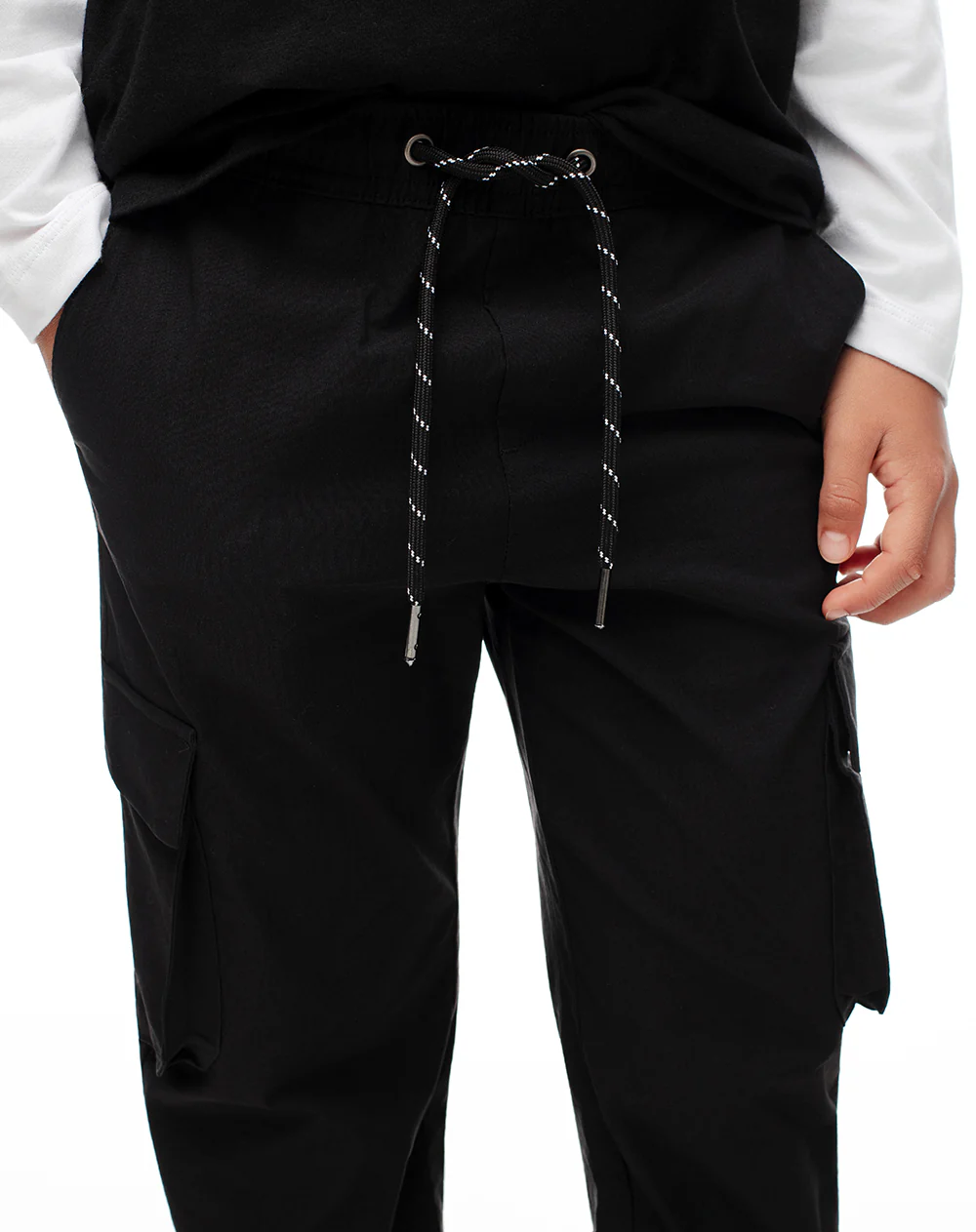 Pantalón tipo cargo negro niño - Image 3