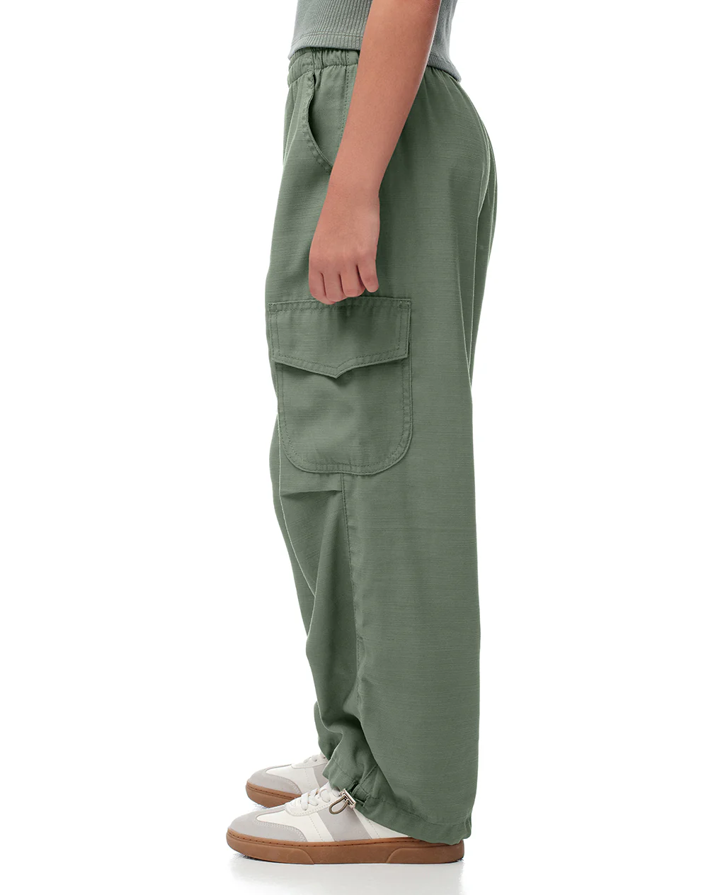 Jogger cargo tiro medio verde niña - Image 6