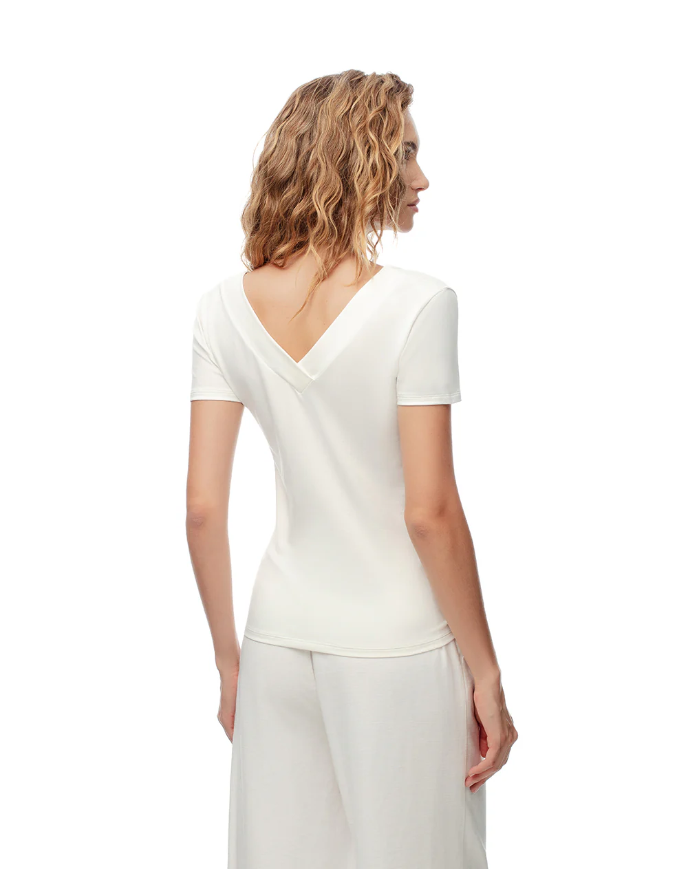 Camiseta regular uso 2 en 1 blanca mujer - Image 6